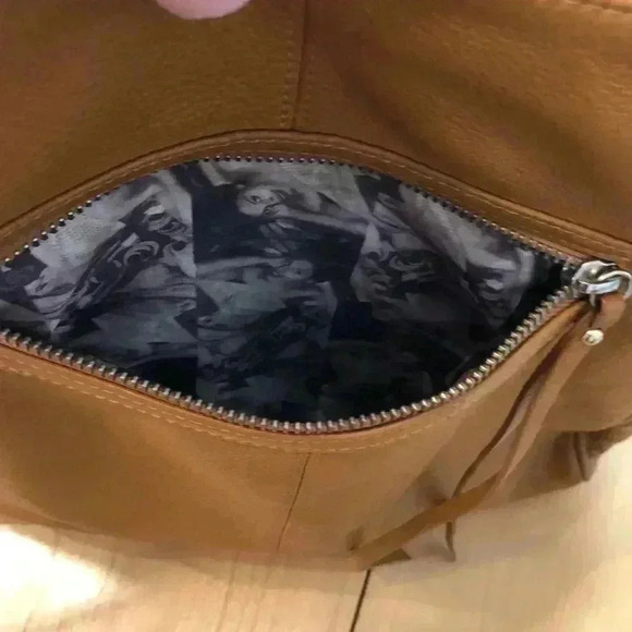 Junior Drake brown leather hobo bag with double straps - Picture 8 of 11